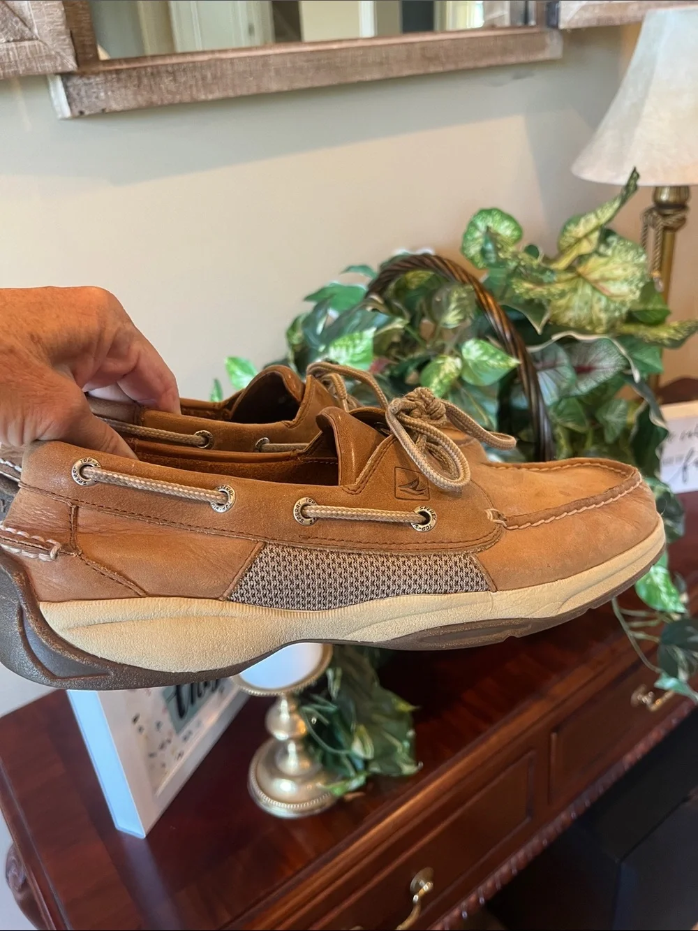 Sperry Men’s Classic Tan Leather Boat Shoes
